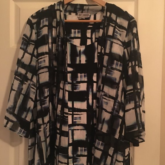 Two Piece Top (NWT) - Picture 1 of 4
